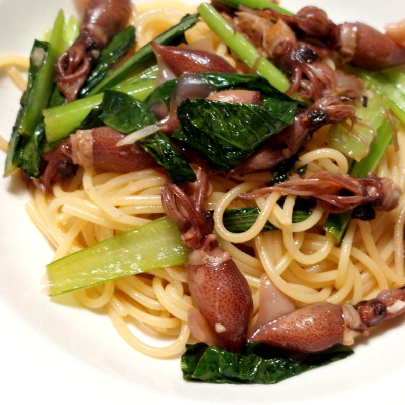 pasta of the firefly squid and Japanese mustard spinach.